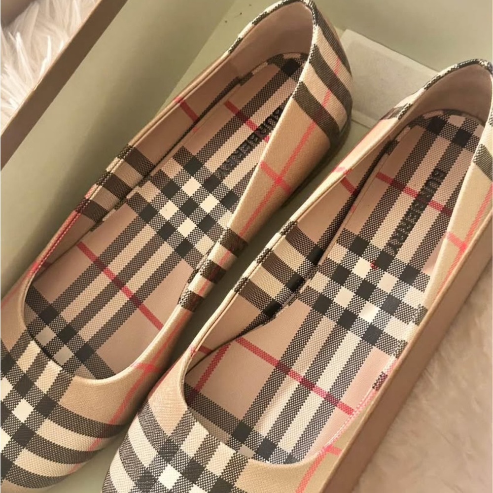 New burberry plaid  Women's Flats